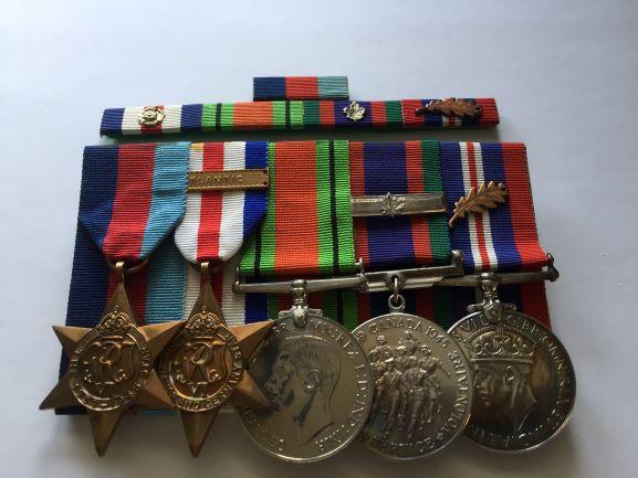 FIVE MEDAL CANADIAN RCN WW2 GROUP